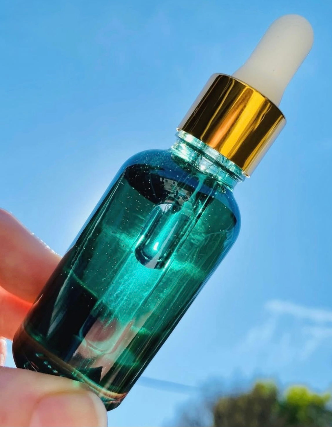 Radiant Glow Soothing Face Serum